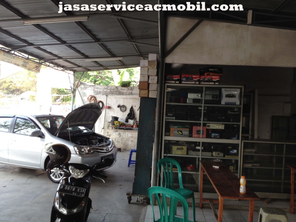 Jasa Service AC Mobil di Jatiasih Bekasi
